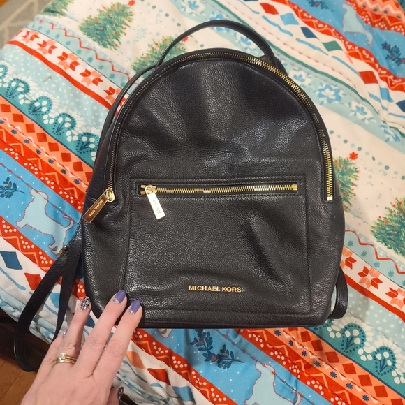 👜 Authentic MK backpack purse 🎒 - Picture 3 of 3